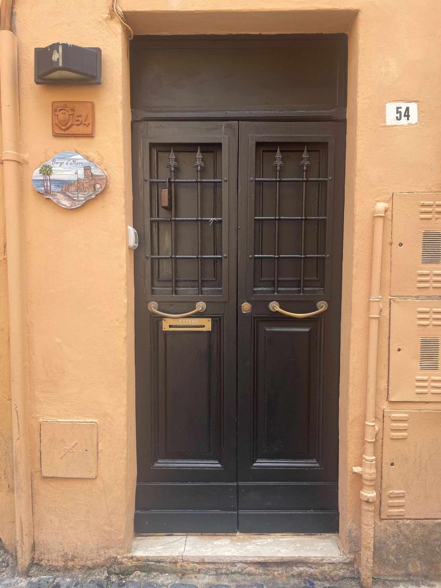 Borgo Damare Nettuno Vista Mare Lägenhet Exteriör bild
