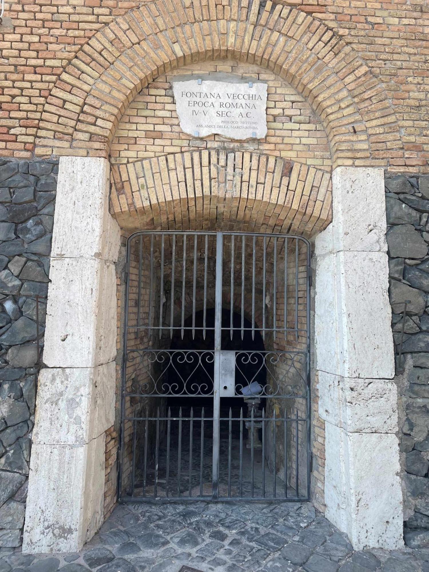 Borgo Damare Nettuno Vista Mare Lägenhet Exteriör bild